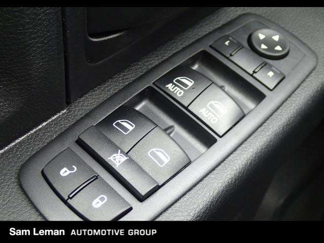 2017 RAM Ram Pickup 1500 4x4 Express 4dr Quad Cab 6.3 ft. SB Pickup